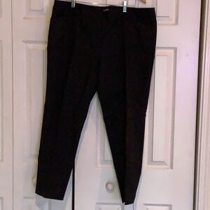 Liz Claiborne 18 NWOT black jeans